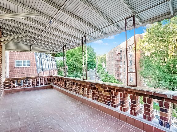 5th image of 256 Fieldston Ter #3A