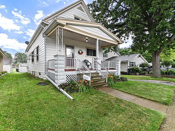 2nd image of 1521 Marquette AVENUE