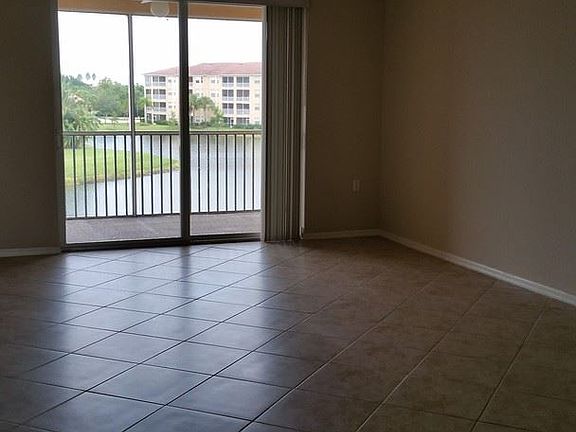4th image of 8470 Kingbird Loop APT 1036