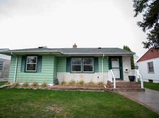 1687 Nebraska Ave E, Saint Paul, MN 55106
