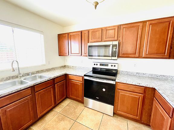 3rd image of 6309 W Chickasaw St