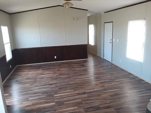 3rd image of 6950 Peace Ave