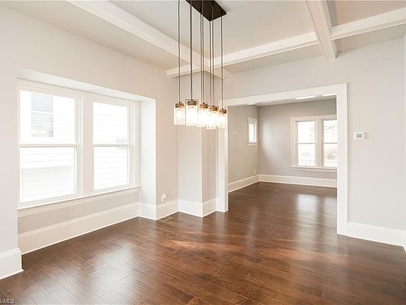 5th image of 1494 Orchard Grove Ave