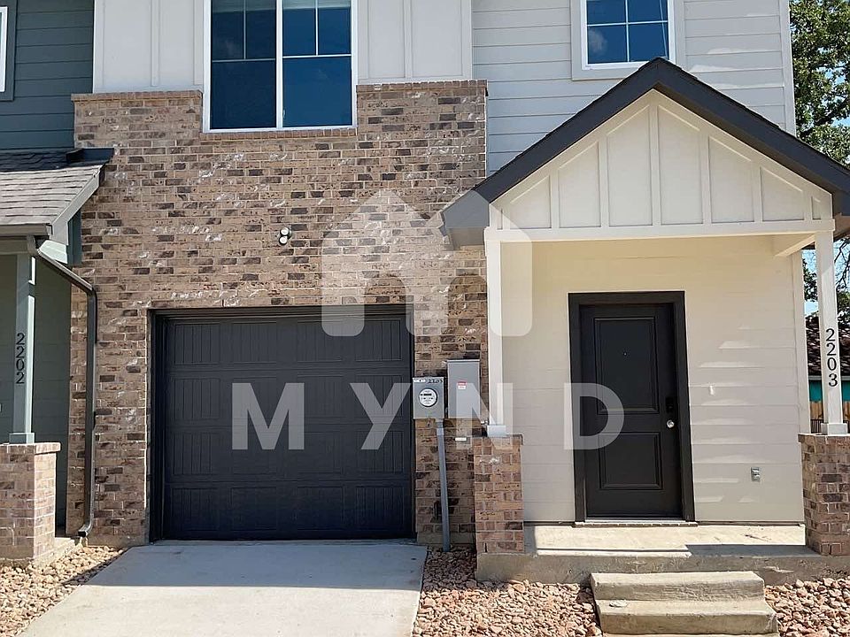 1st image of 2203 Magnolia Ln