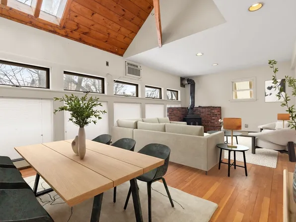 108 Clay St, Cambridge, MA 02140