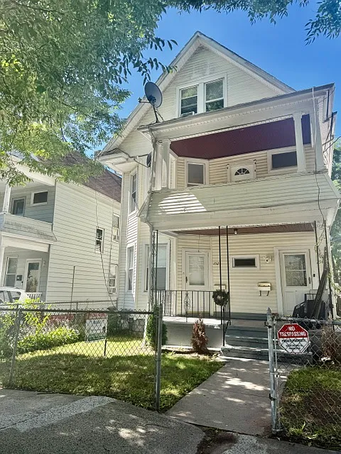 152 Sheffield Ave #1