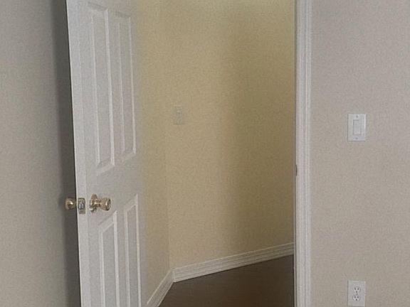 3rd image of 3072 Mandolin Dr #1
