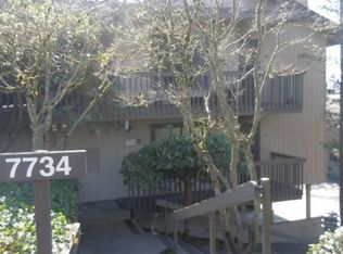 7734 SW Barnes Rd UNIT E, Portland, OR 97225
