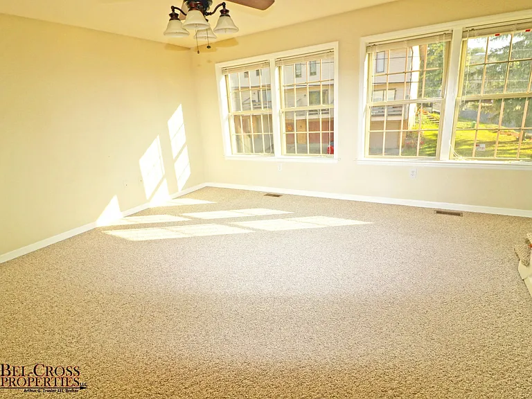 2 Pineview Pl — Photo 4