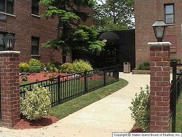 1st image of 145 Lincoln Ave #2L