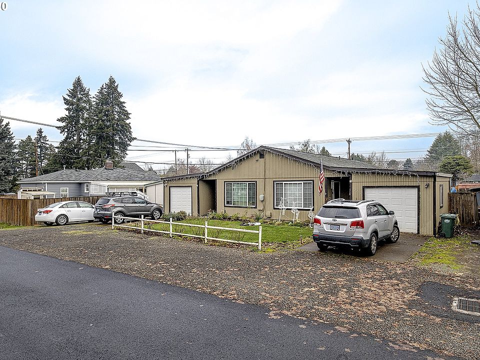 1st image of 2250 SE 49th Ave