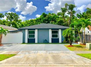 12050 SW 210th St, Miami, FL 33177