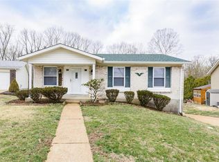 1263 Marchi Dr, Saint Louis, MO 63125