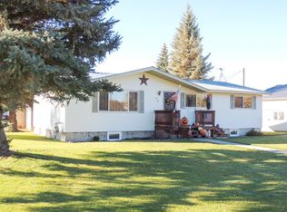 939 S 3rd E, Saint Anthony, ID 83445