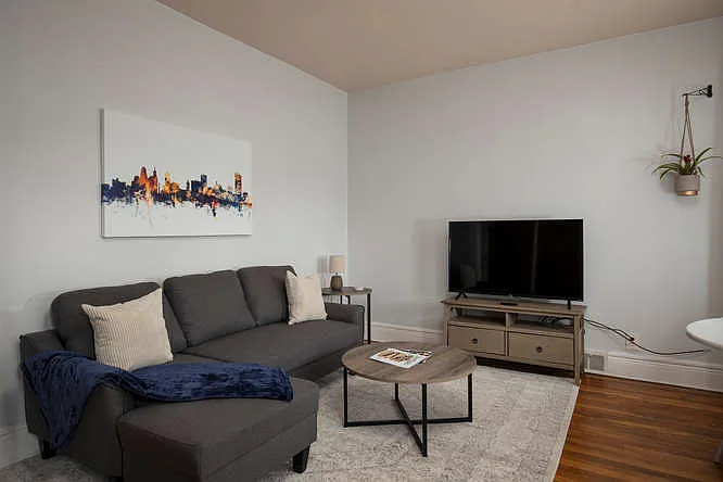 115 Claremont Ave APT 2 photo 1