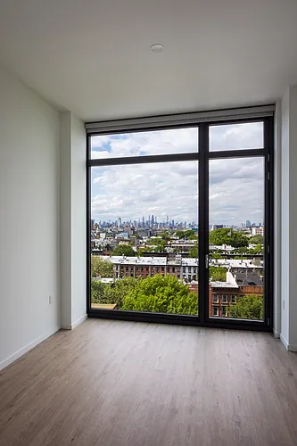 12 Halsey St Photo 1
