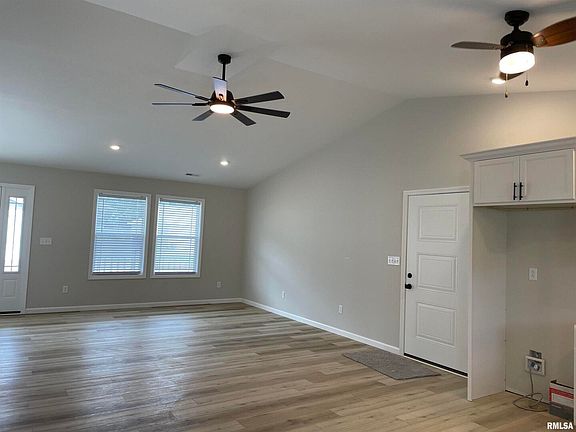 5th image of 109 Olivia Dr