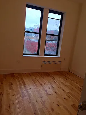 Rented by M & J Tenaglia Realty Corp | media 26