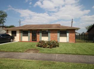913 N Clark Ln, Westwego, LA 70094