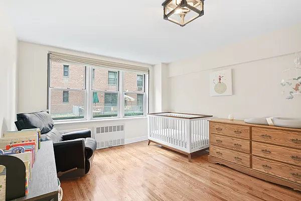 Sold by Compass | media 22