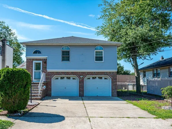 36 Aylin St, Metuchen, NJ 08840