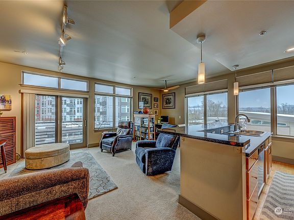 2nd image of 3111 Newmarket Street #312