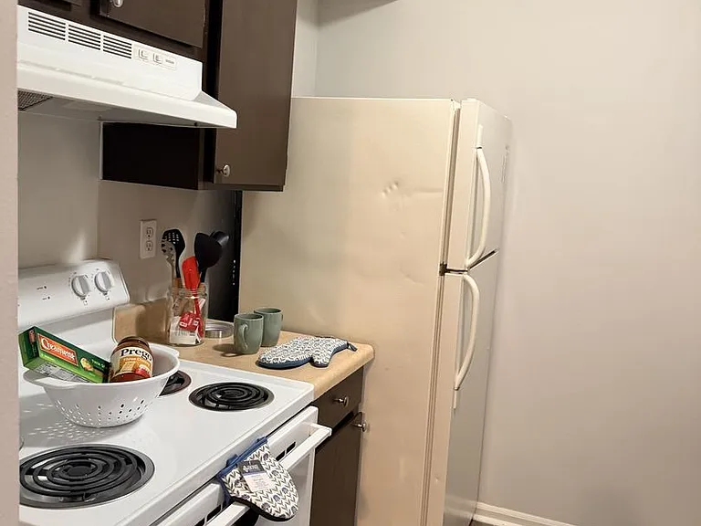 Foxfire West Apartments — Photo 27