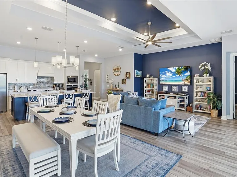 Pebble Ridge Dr — Photo 8