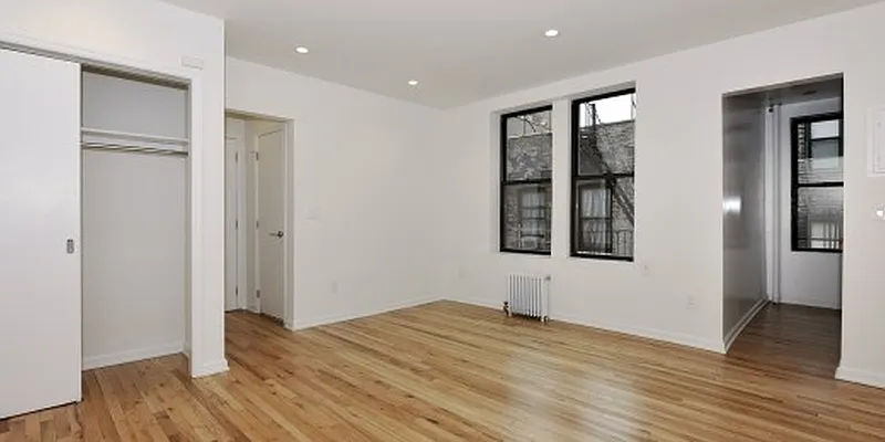 Rented by Aether Property Group | media 25