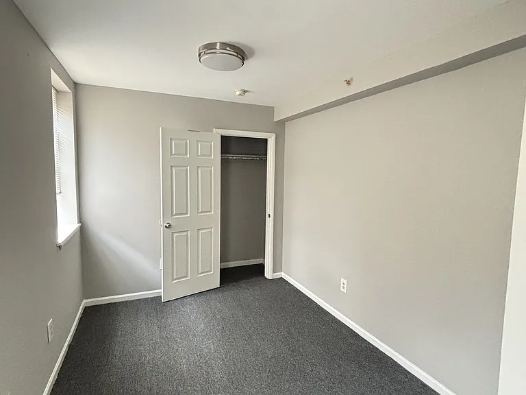 1704 W Diamond St #3F — Photo 15