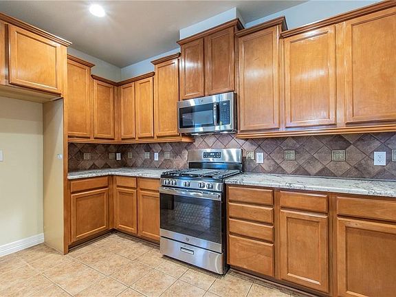 5th image of 2905 Ryan Ln