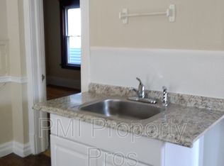 2770 N 28th St, Milwaukee, WI 53210