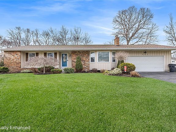 2nd image of 331 El Mar Dr