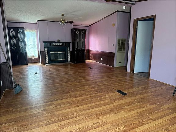 4th image of 3317 SW Christie Lane Rd