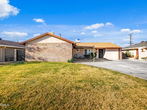 45461 3rd St E, Lancaster, CA 93535