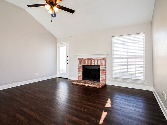 4th image of 4609 Birchbend Ln