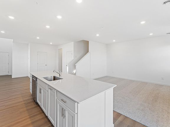 2nd image of 10523 Harbor Ln N