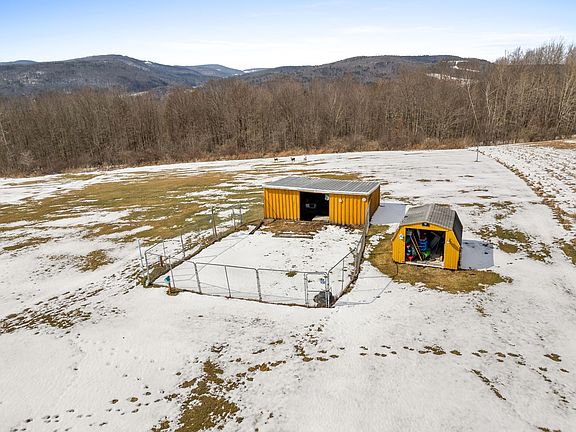 3rd image of 107 Cresson Hill Rd