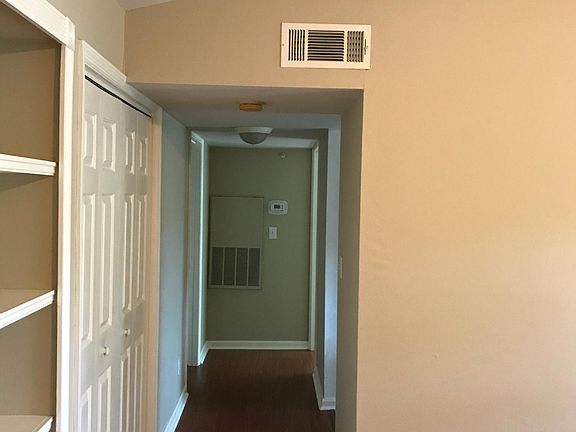 5th image of 700 Daniel Ellis Dr APT 2303