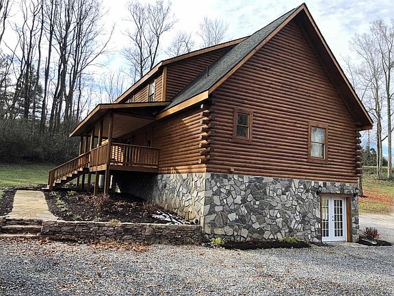 4th image of 530 Wisteria Dr