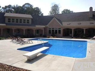 260 Lee Rd, Cottontown, TN 37048