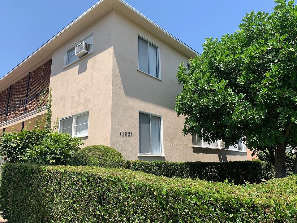 1st image of 12827 Burbank Blvd #2A