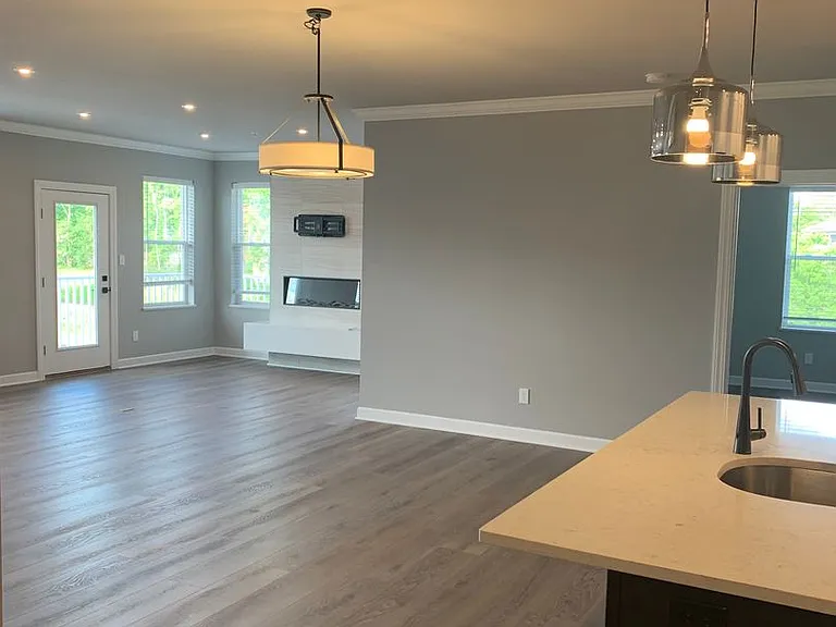 Solara Luxury Apartments — Photo 56