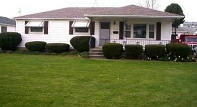 3rd image of 2710 Greenfield Pl