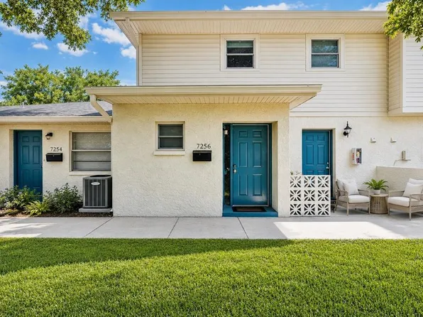 7256 Moffatt Ln N, Pinellas Park, FL 33781
