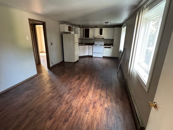 352 Stanley Ct #C