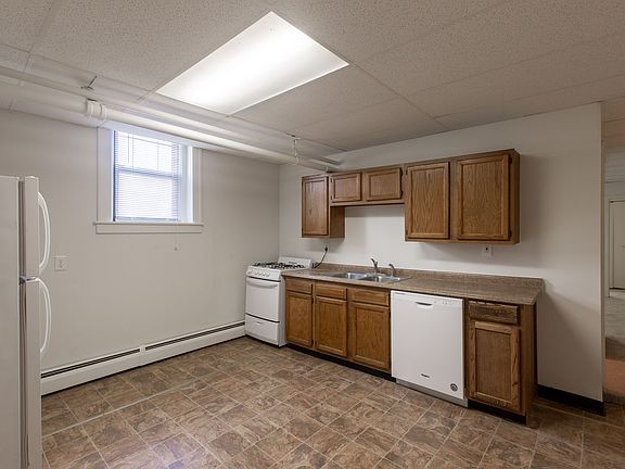 4th image of 3247 Lyndale Ave S APT 3
