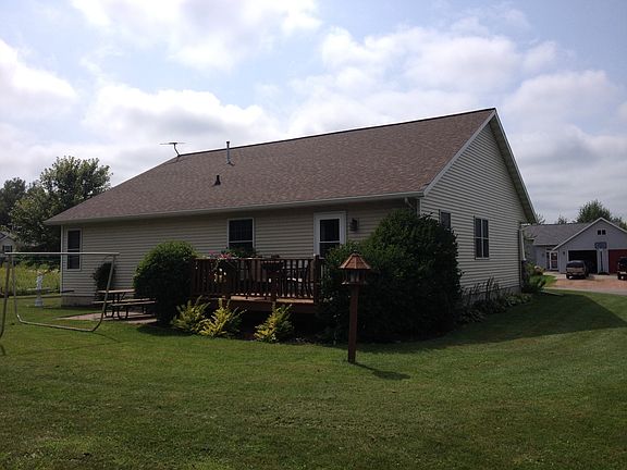 3rd image of 212525 Tradition St