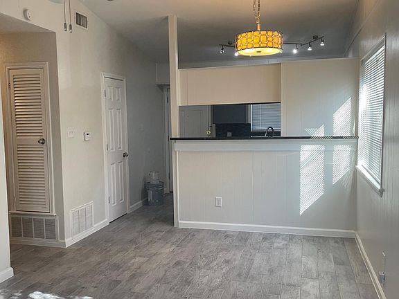 5th image of 2213 Lanier Dr #B
