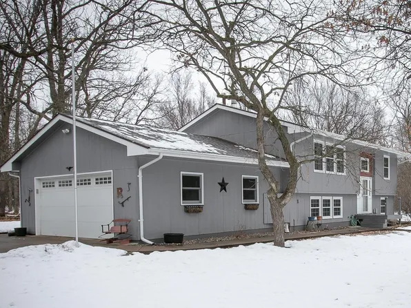 32295 Goldenrod St NW, Cambridge, MN 55008